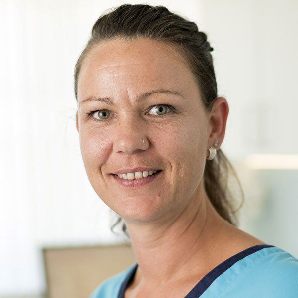 Portrait der Mitarbeiterin Petra Varnhorn